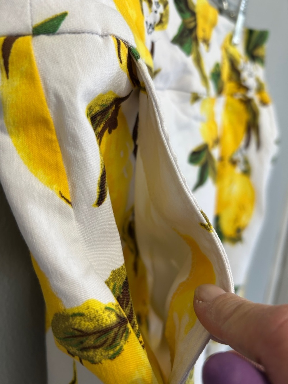 Up! Women’s Lemon Print Cotton Skort - White & Yellow. Size 4 - Picture 6 of 9